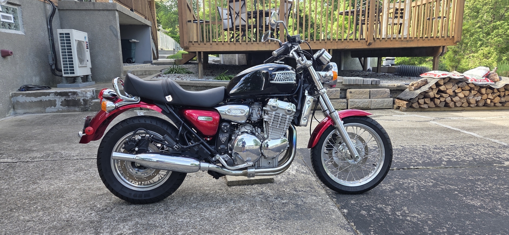 1998 Triumph THUNDERBIRD 900 900 in Cincinnati, OH