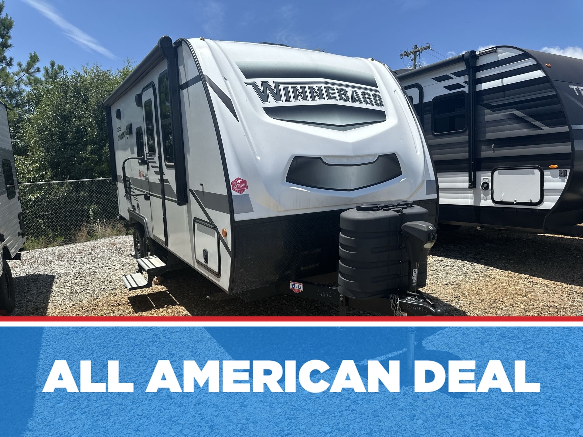 2021 Winnebago Micro Minnie 2108FBS in duncan SC