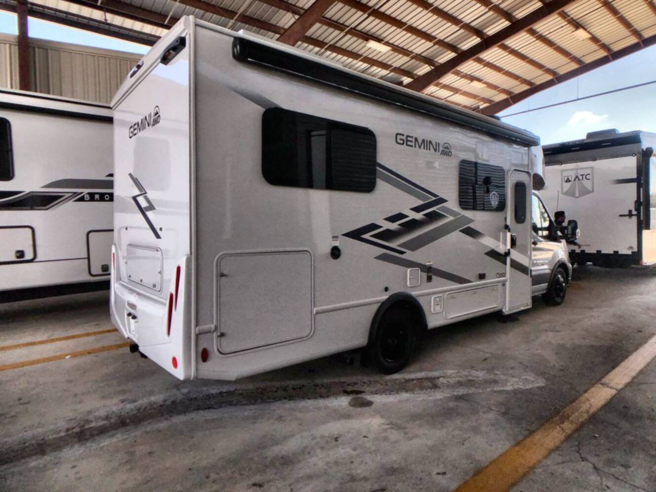 A photo of this 2026 Thor Motor Coach Gemini 24KB