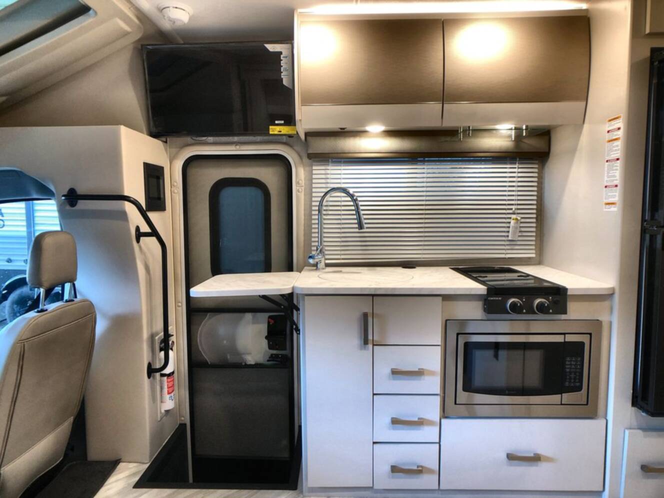 A photo of this 2026 Thor Motor Coach Gemini 24KB