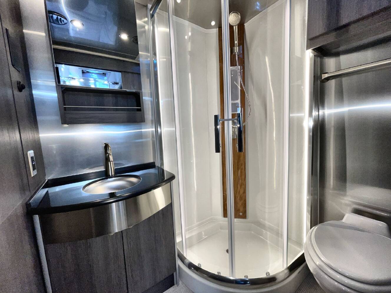 A photo of this 2026 Airstream Atlas MS