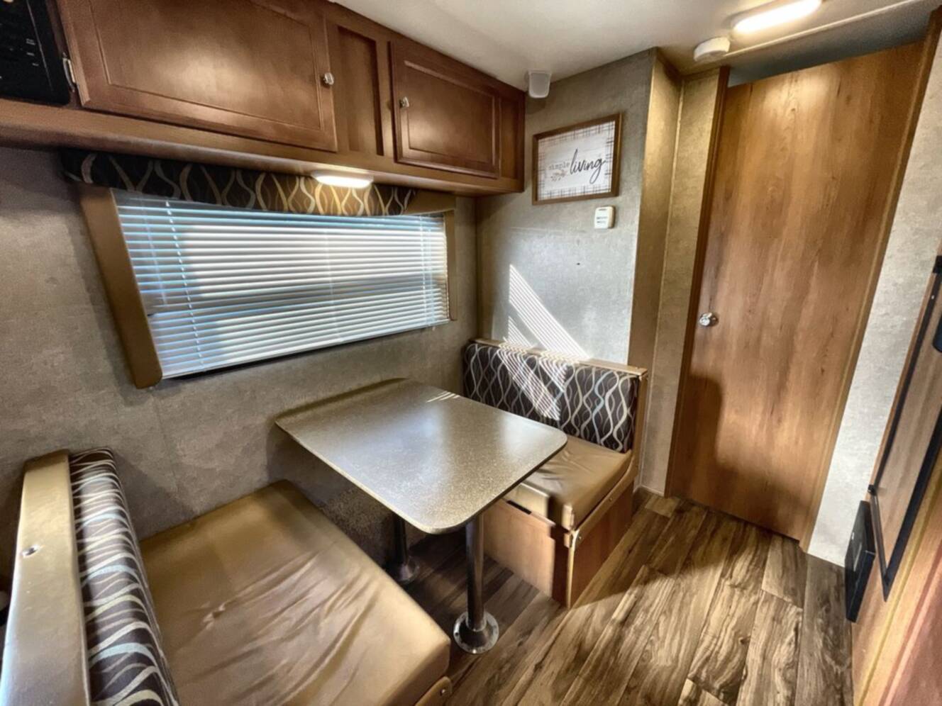 A photo of this 2017 Gulf Stream GULF BREEZE 19FMB