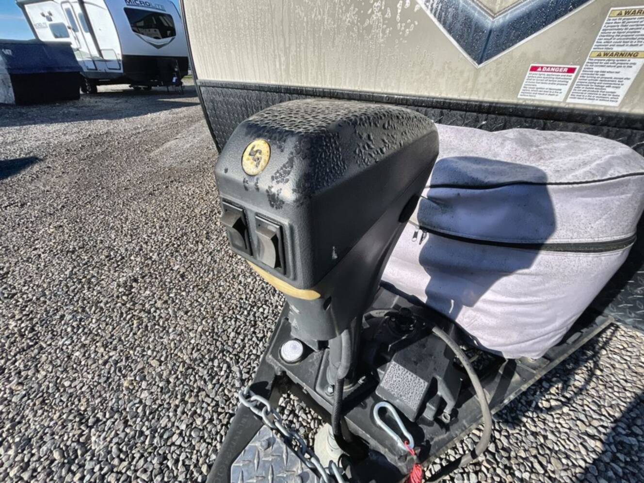 A photo of this 2017 Gulf Stream GULF BREEZE 19FMB