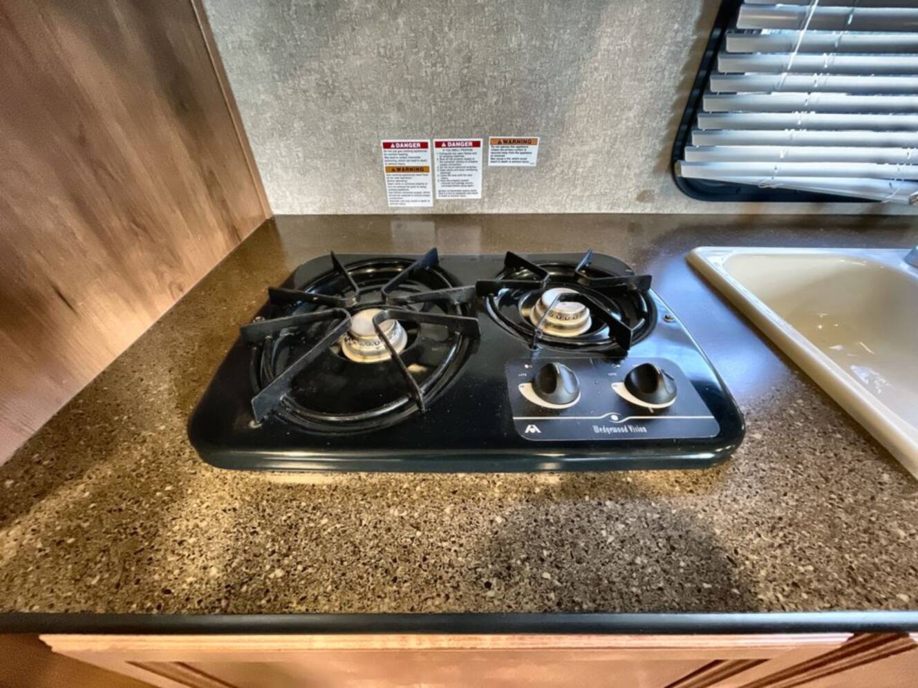 A photo of this 2017 Gulf Stream GULF BREEZE 19FMB