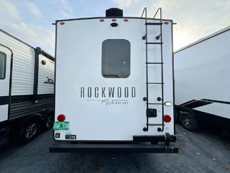 2024 Forest River Rockwood Signature TT 8262RBS