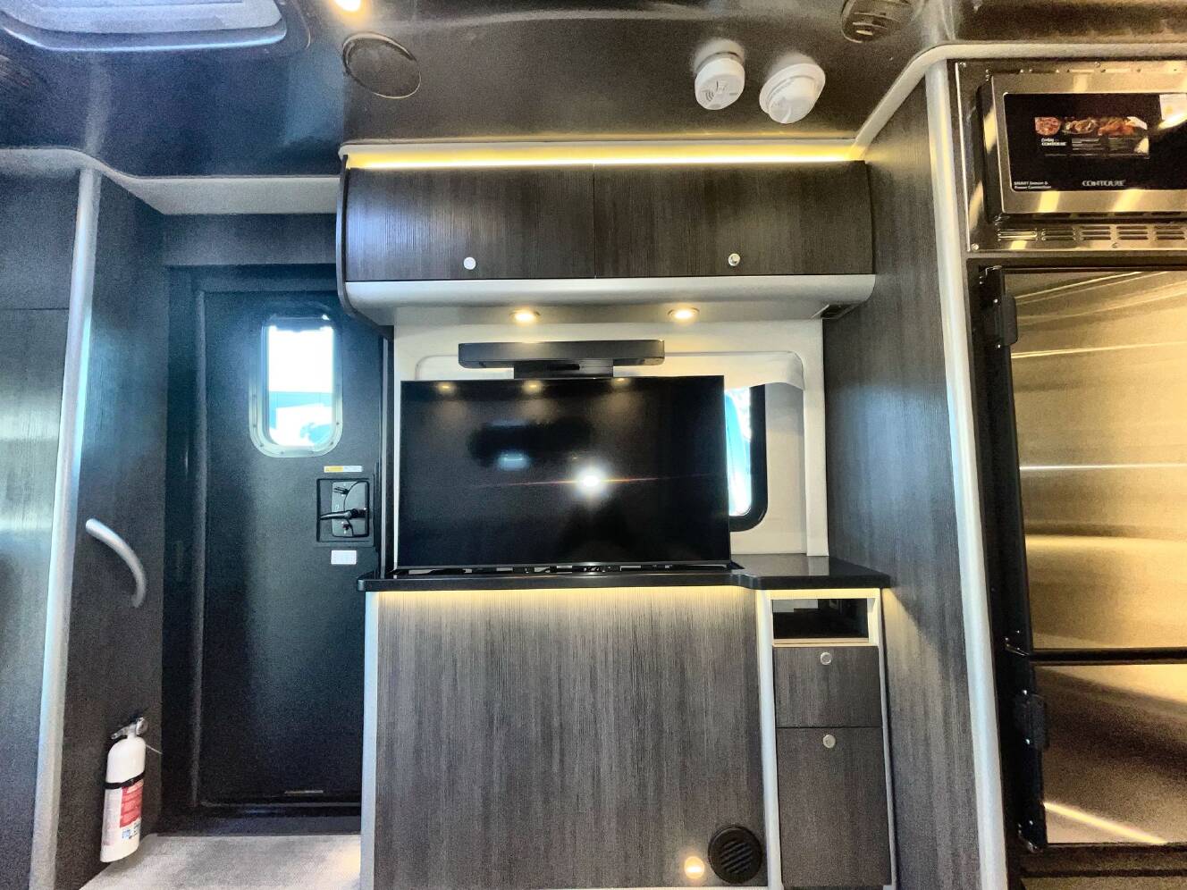 A photo of this 2026 Airstream Atlas MS