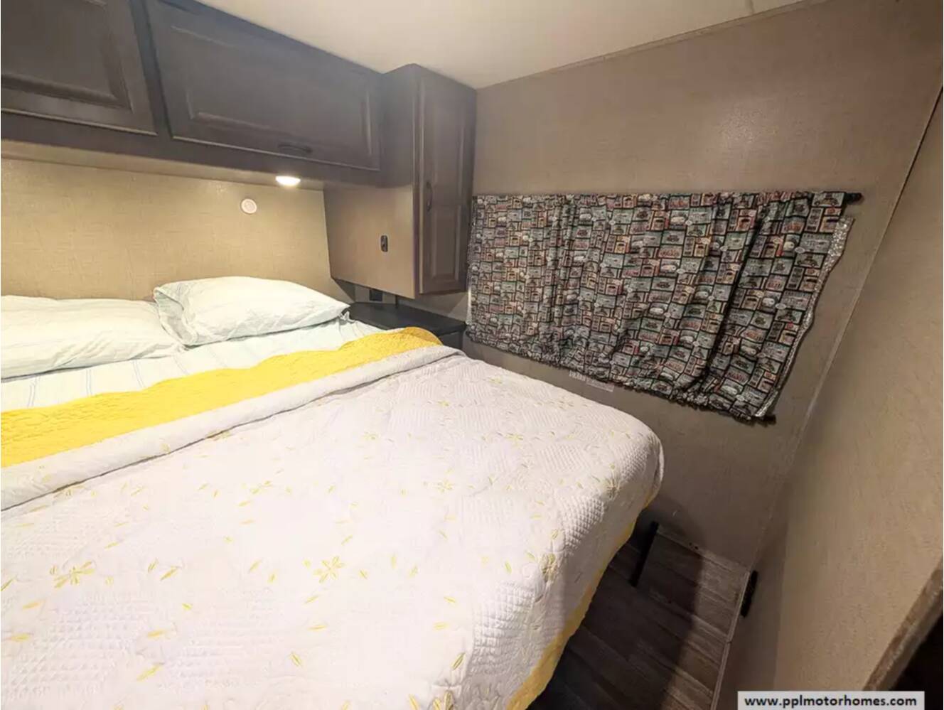 A photo of this 2019 Thor Majestic 28A