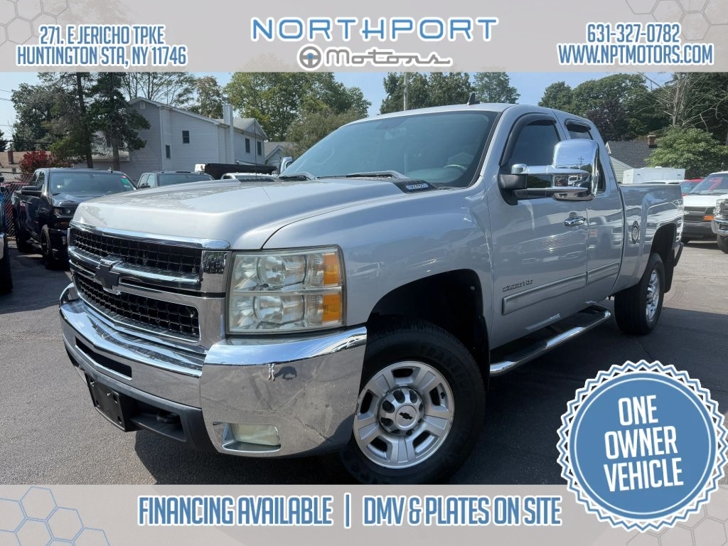 2010 CHEVROLET Silverado 2500 in Huntington Station, NY