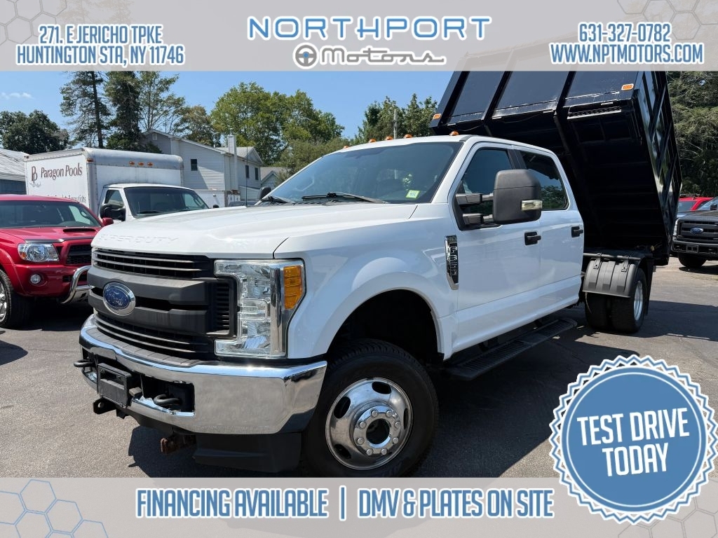 2017 FORD F350 in Huntington Station, NY