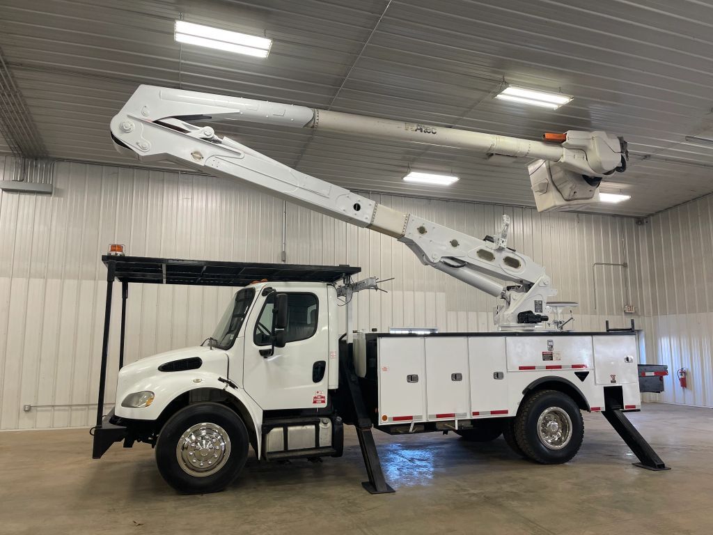 2013 FREIGHTLINER BUSINESS CLASS M2 106 in Battle Creek, MI