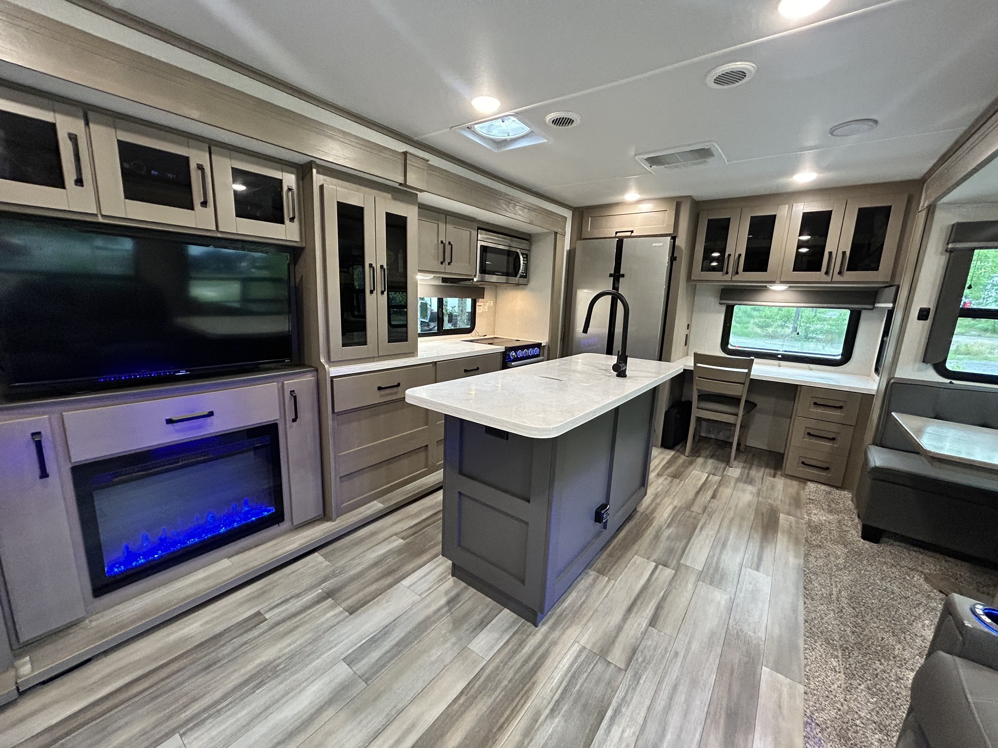 2023 Grand Design REFLECTION 310MKTS RV