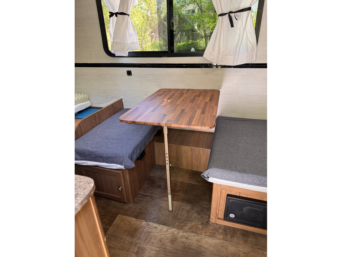 A photo of this 2017 Forest River FLAGSTAFF HARD SIDE A214HW