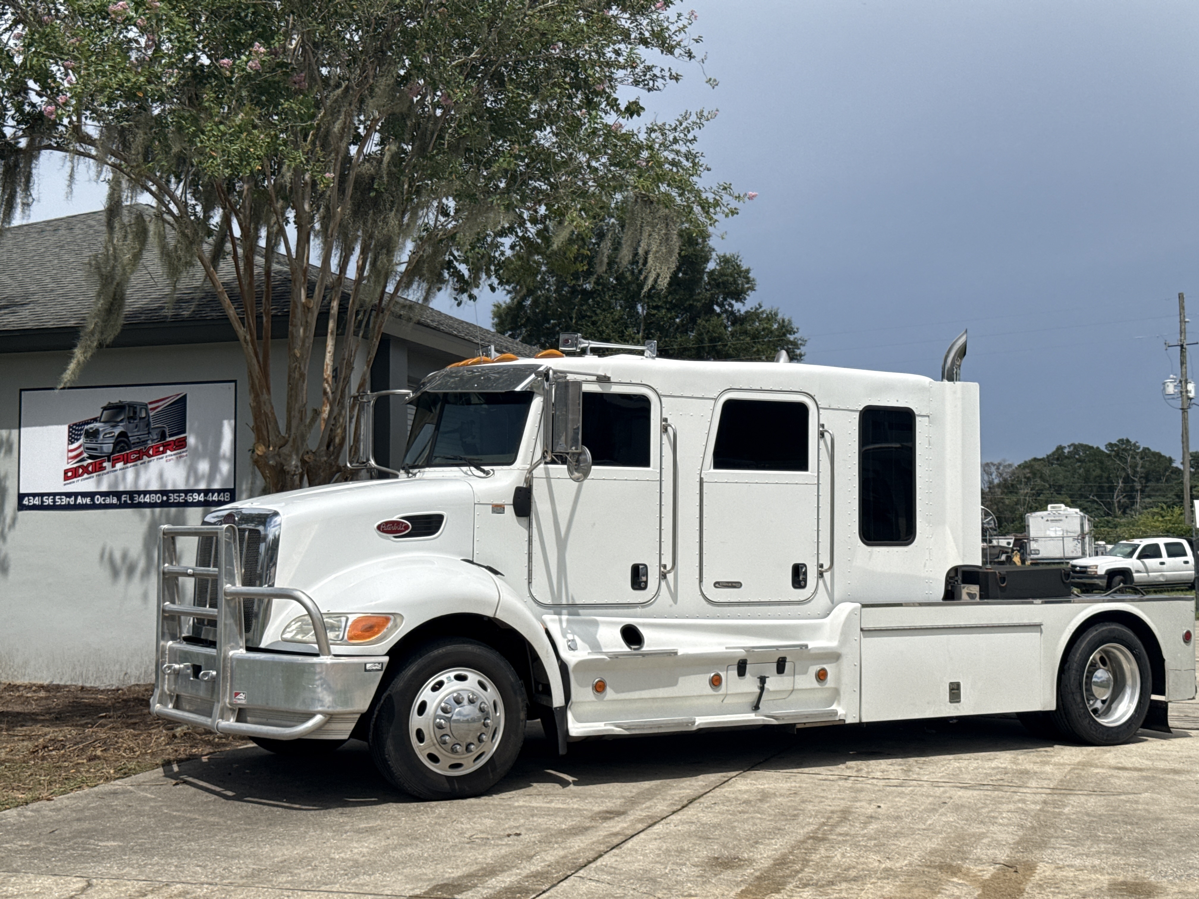 2008 Peterbilt 335 Schwalbe Stretch in ocala FL