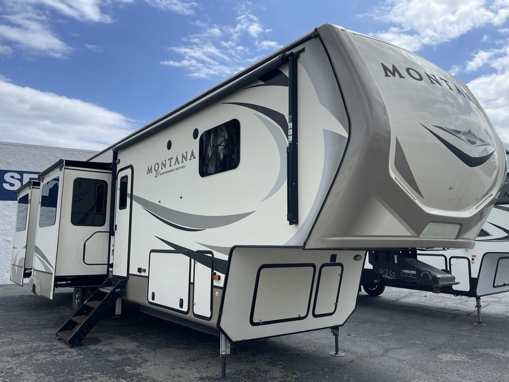 2019 Keystone Rv Montana 3700LK in santa paula CA