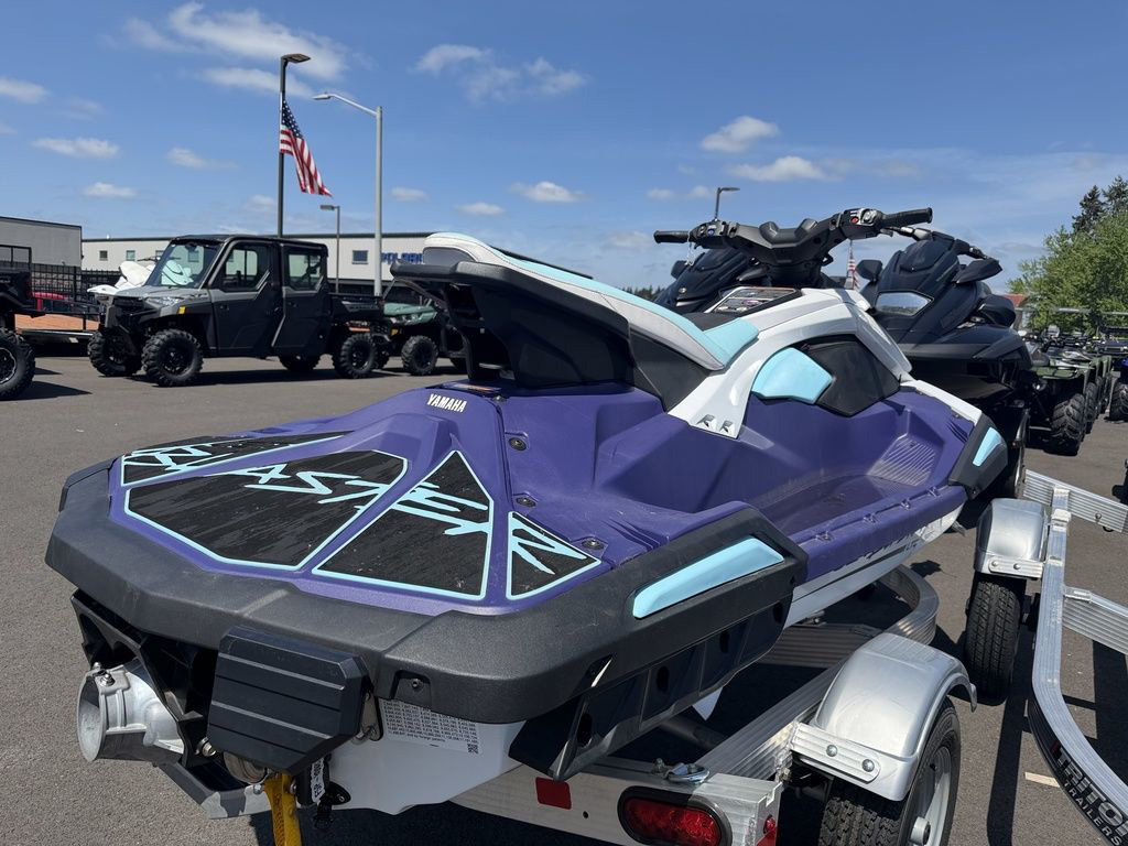 2025 Yamaha WaveRunner JetBlaster LTD LTD in Sublimity, OR