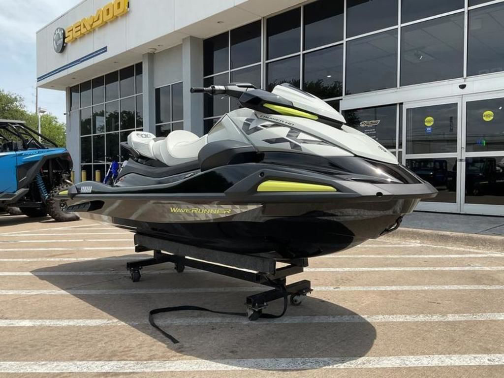 2026 Yamaha VX Cruiser HO with Audio in plano TX