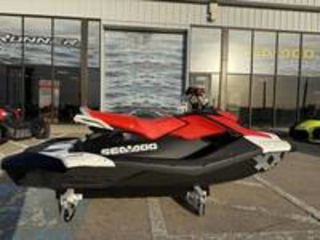 2026 Sea-Doo Spark Trixx for 3 Rotax 900 ACE - 90 iBR and Au FOR 3 - 90 in Hudson Oaks, TX