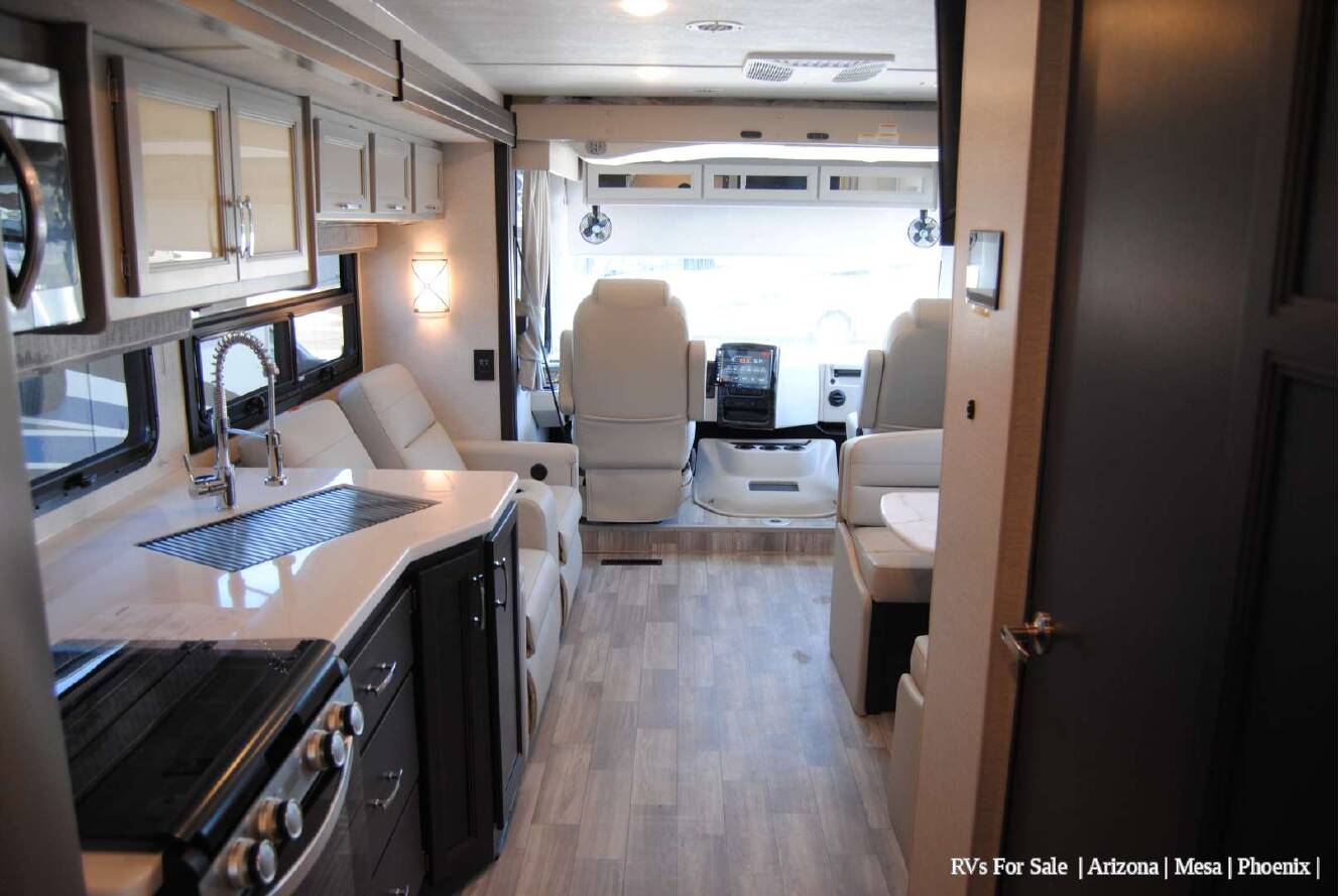 A photo of this 2026 Thor Motor Coach Luminate Ford F-53 MM30