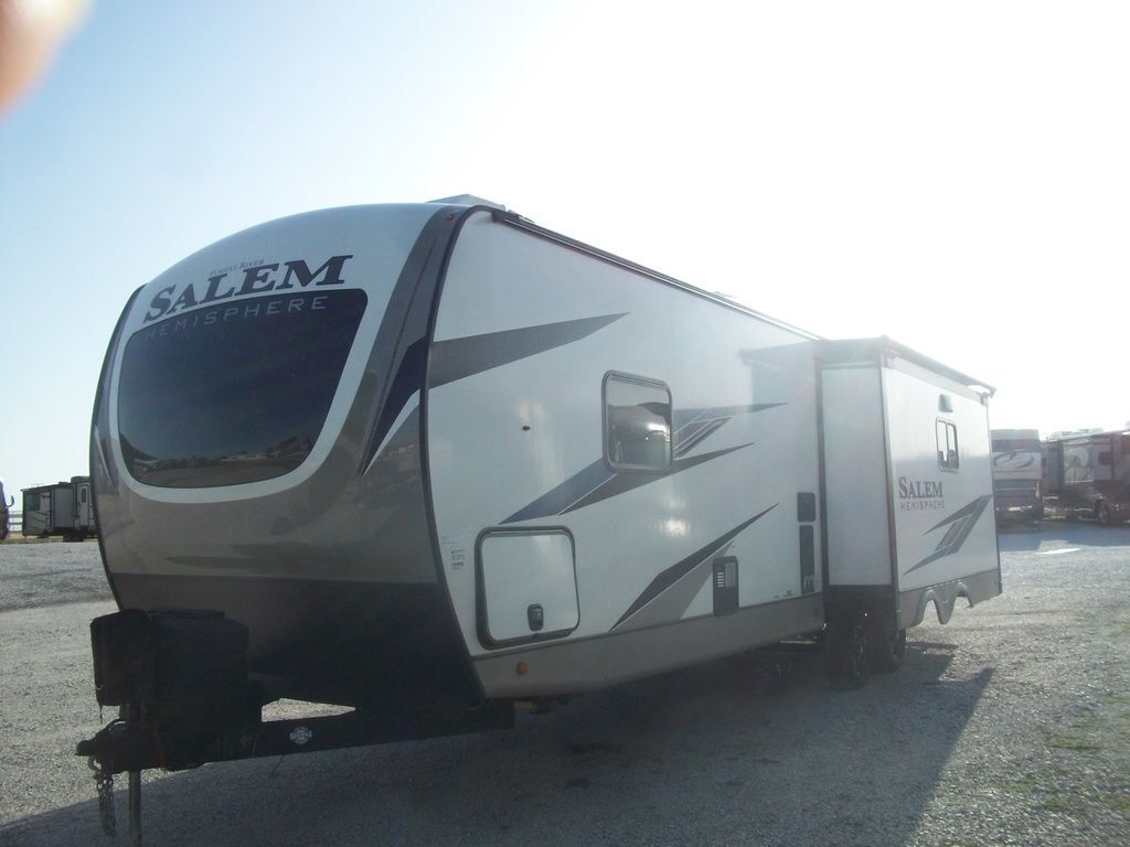 2023 Forest River Salem Hemisphere 271RL in denton TX