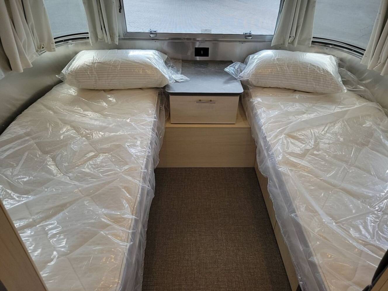 A photo of this 2026 Airstream Flying Cloud ® 25FB Twin