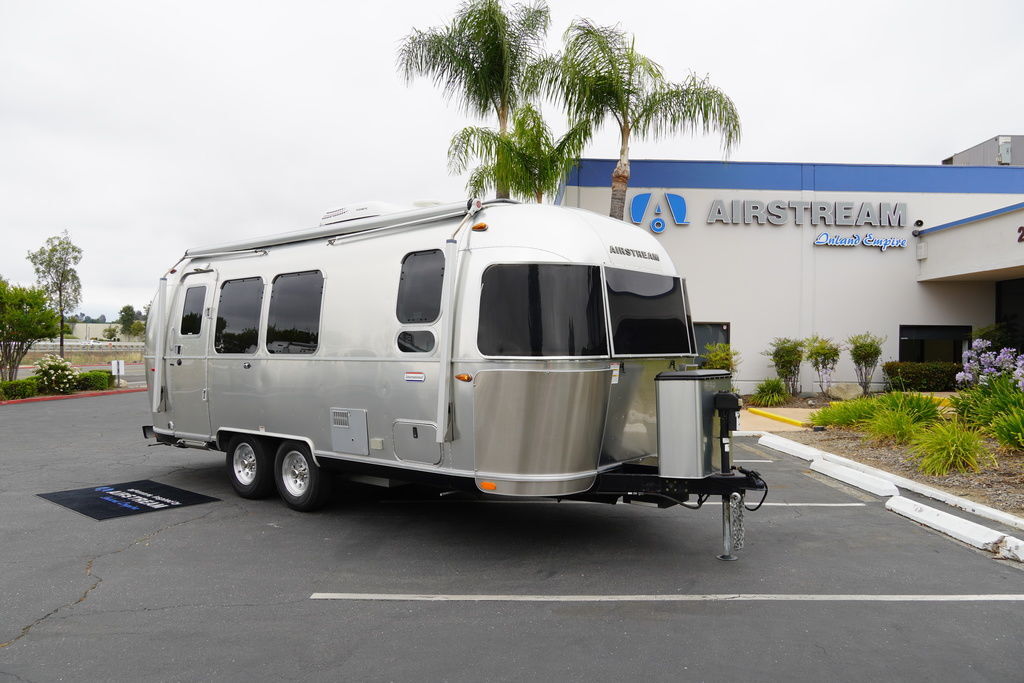 2020 Airstream International Serenity 23FBQ in temecula CA