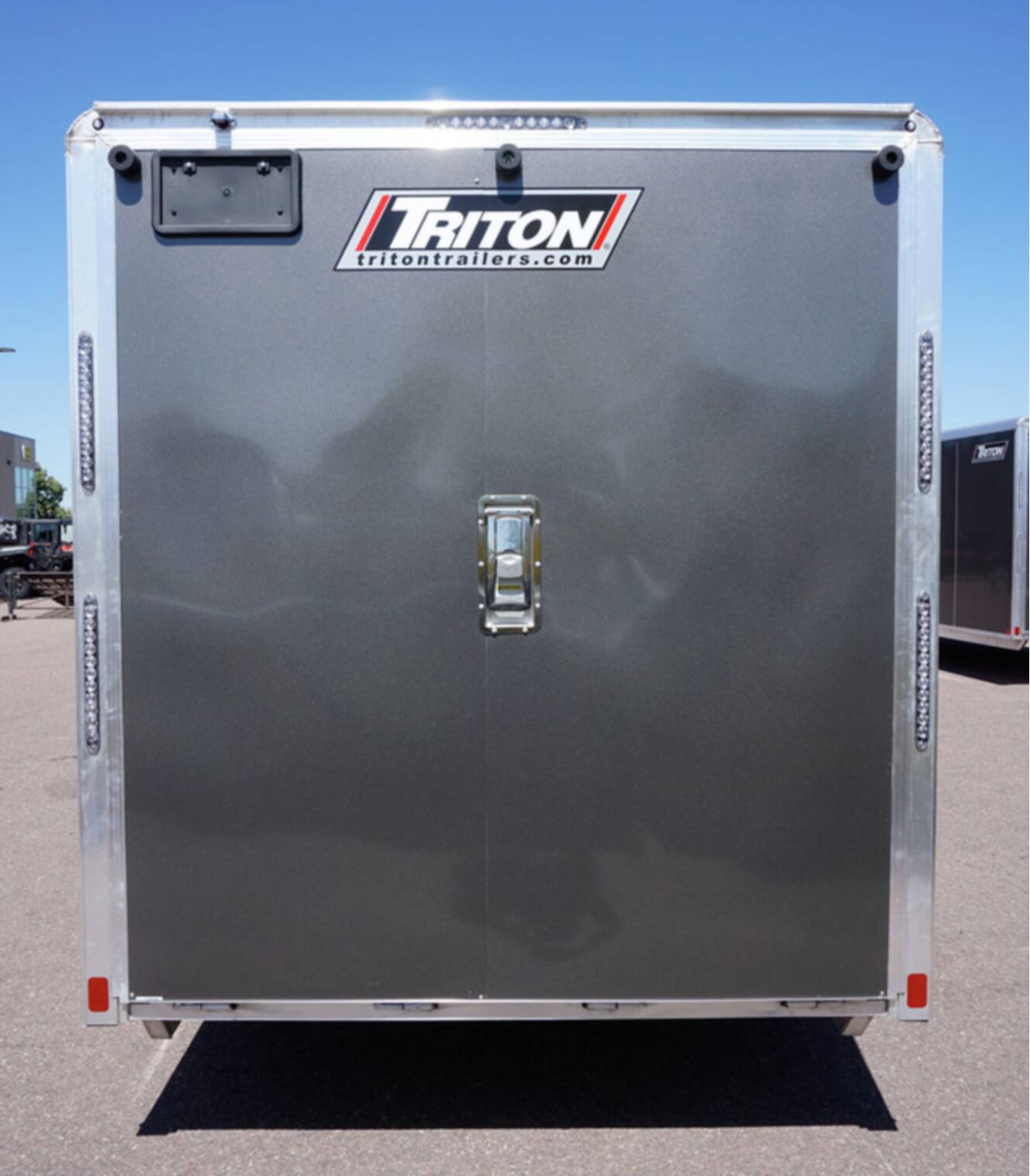 A photo of this 2023 Triton Trailers Snowmobile Prestige Series PR-147