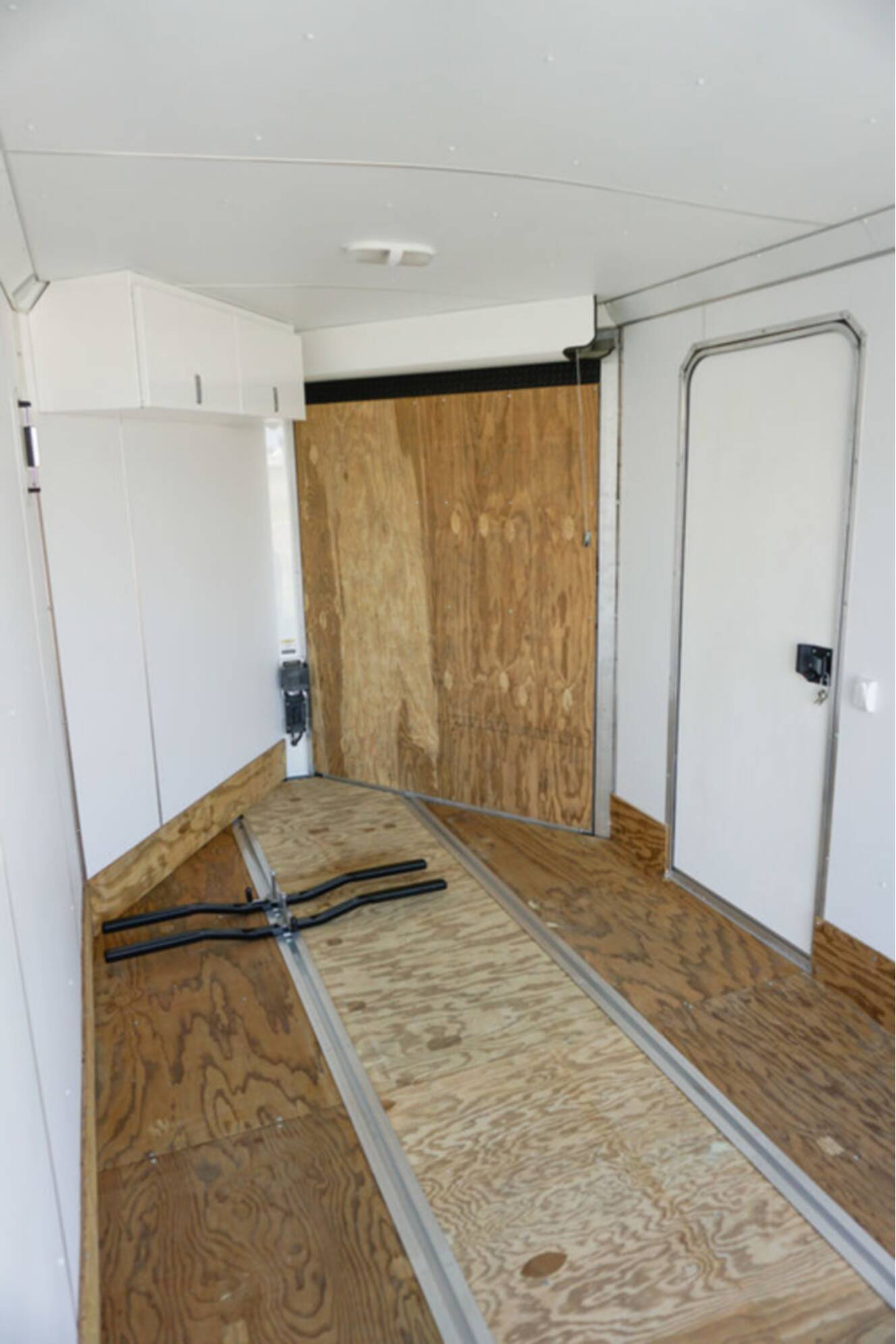 A photo of this 2023 Triton Trailers Snowmobile Prestige Series PR-147