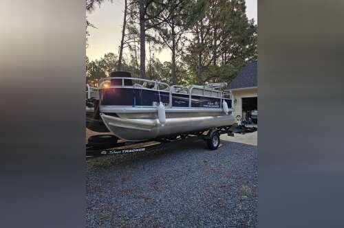 2025 Sun Tracker Bass Buggy 16XL SELECT in west end NC