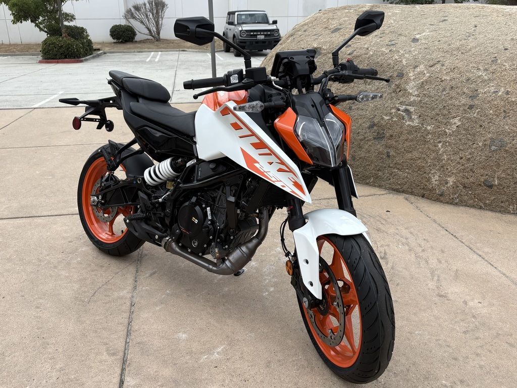 2024 KTM 250 Duke 250 in Escondido, CA