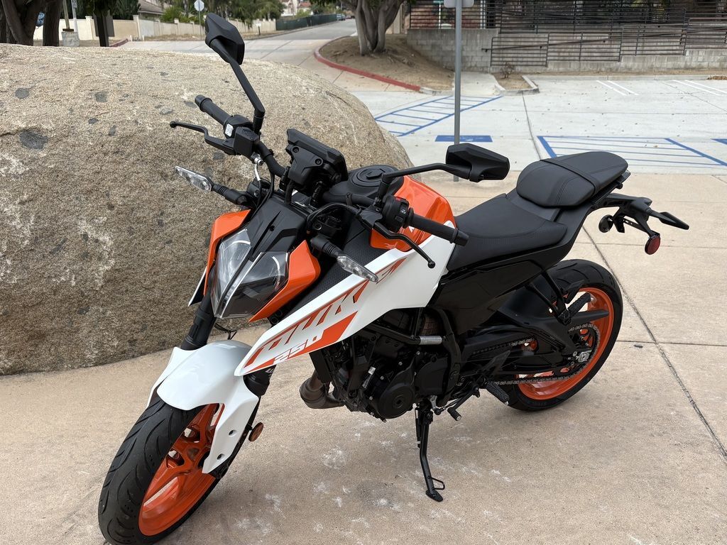 2024 KTM 250 Duke 250 in Escondido, CA