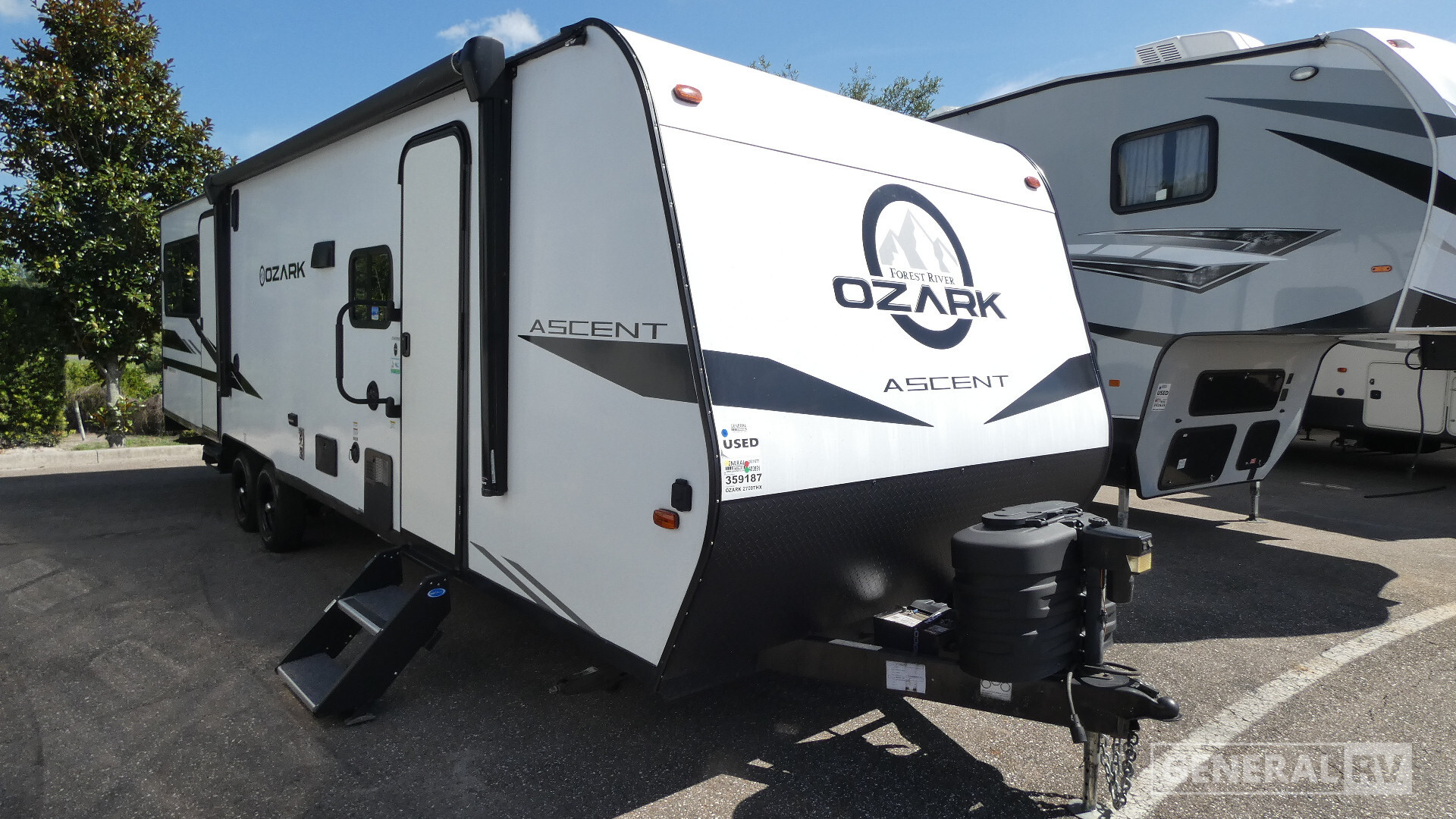 2021 Forest River OZARK 2700THX Travel Trailer Toy Hauler RV