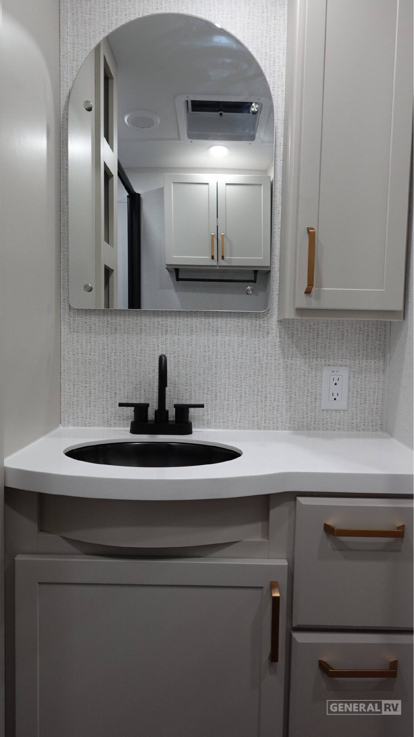 A photo of this 2027 Grand Design IMAGINE 2670MK