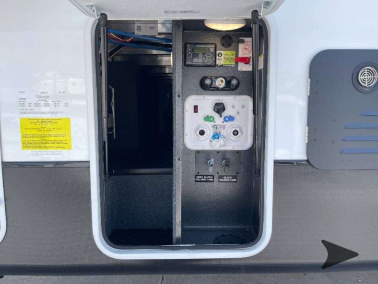 A photo of this 2026 Jayco Seismic 395