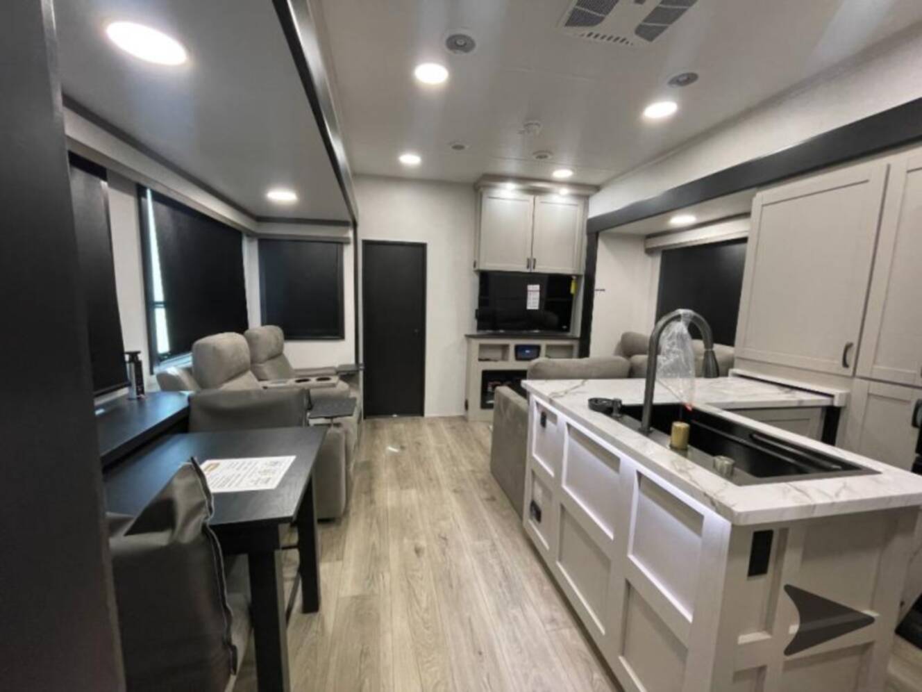 A photo of this 2026 Jayco Seismic 395