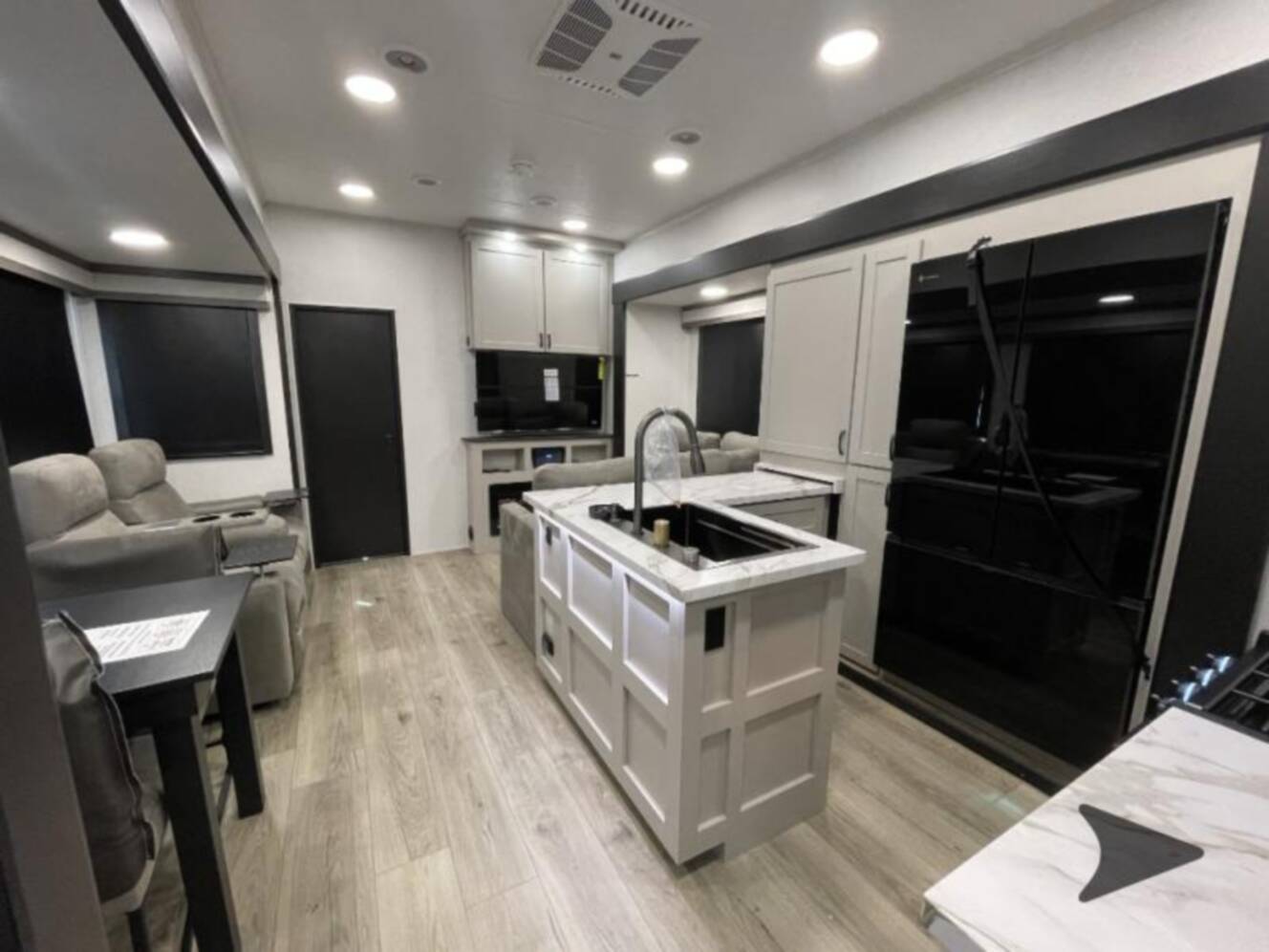A photo of this 2026 Jayco Seismic 395