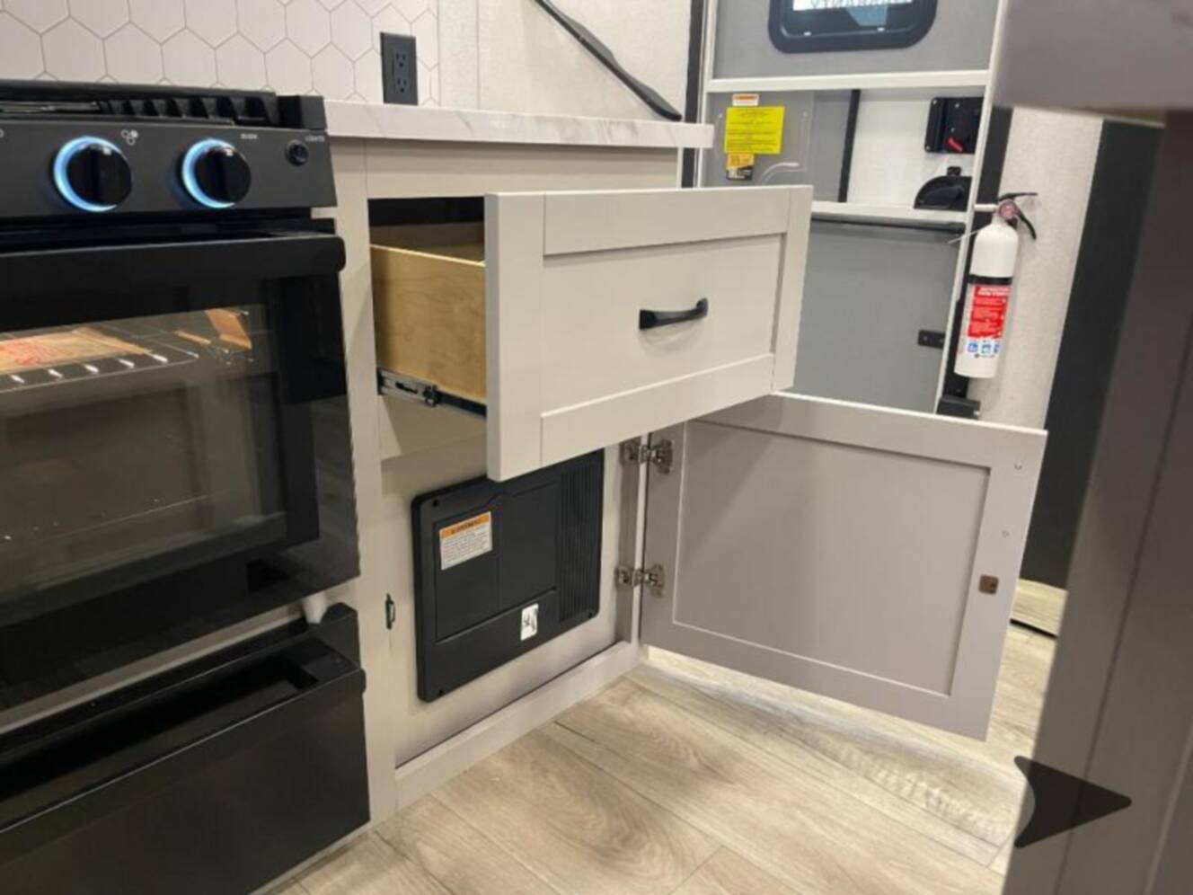A photo of this 2026 Jayco Seismic 395