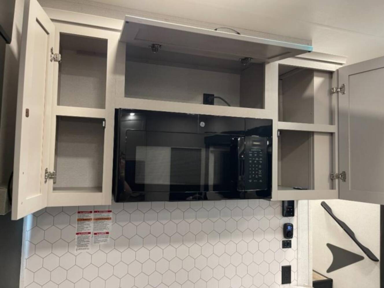 A photo of this 2026 Jayco Seismic 395