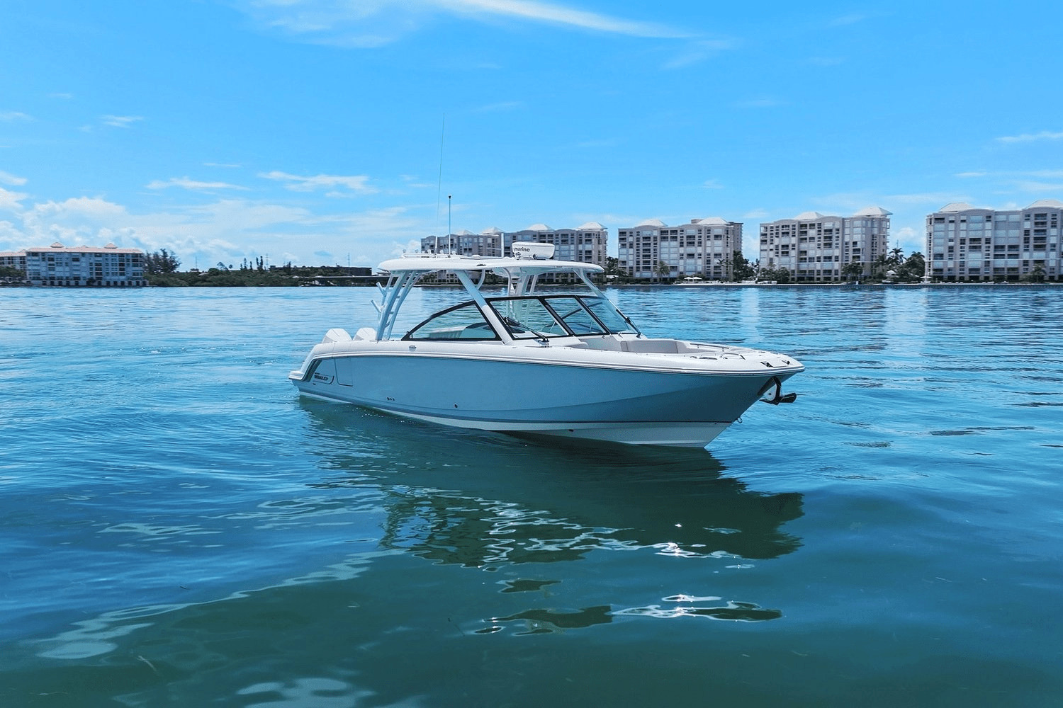 2020 Boston Whaler 320 VANTAGE in st. petersburg FL