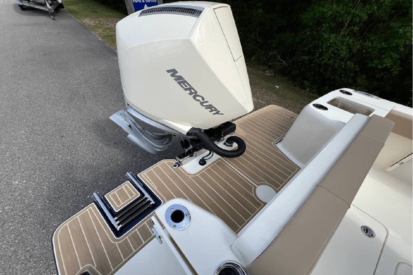 A photo of this 2025 Scout 240 XSF