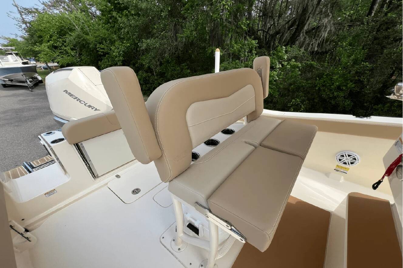 A photo of this 2025 Scout 240 XSF