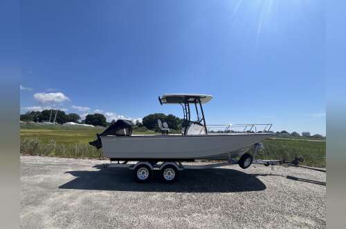 2027 Boston Whaler 210 Montauk in westbrook CT