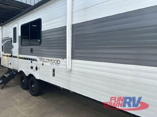 2025 FOREST RIVER WILDWOOD X-LITE 26ICE