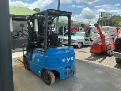 2020 BYD ECB25