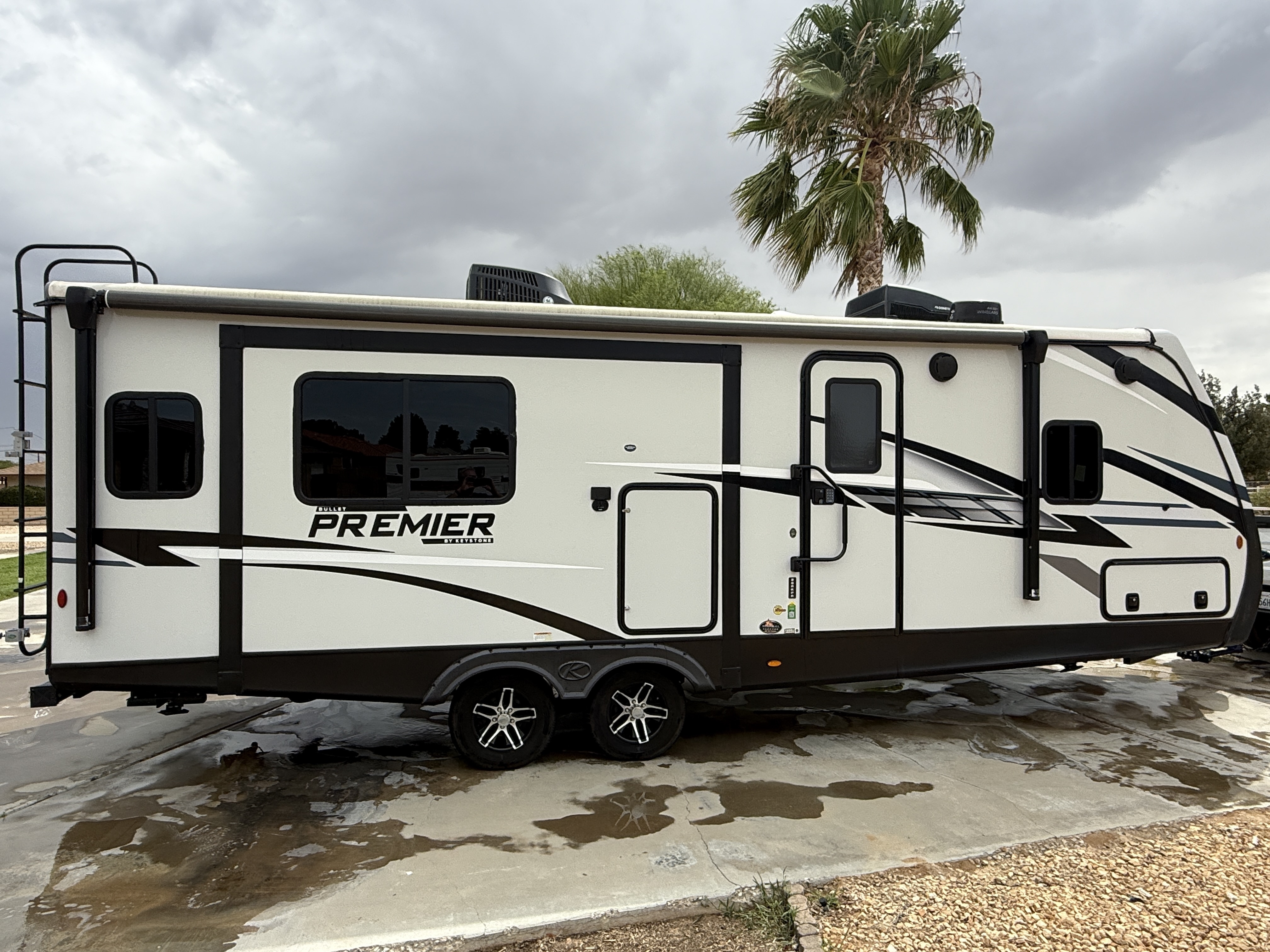2023 Keystone BULLET PREMIER 25FKPR RV