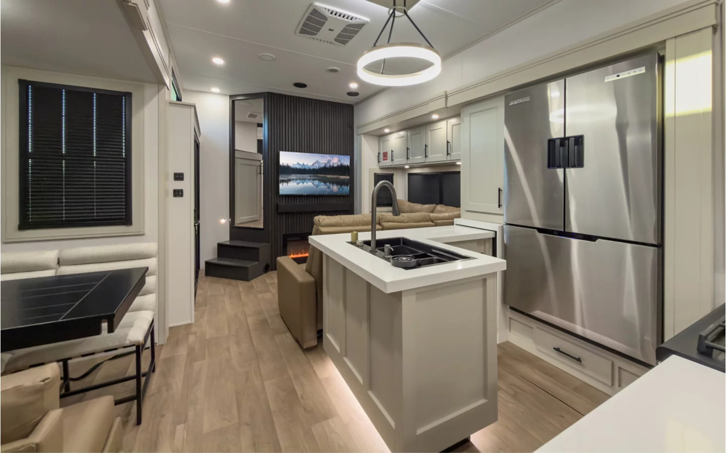 View more photos of this listing