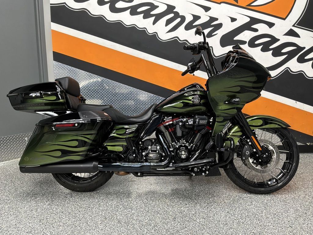 2022 Harley-Davidson® FLTRXSE - CVO Road Glide® CVO CUSTOM in Denver, CO