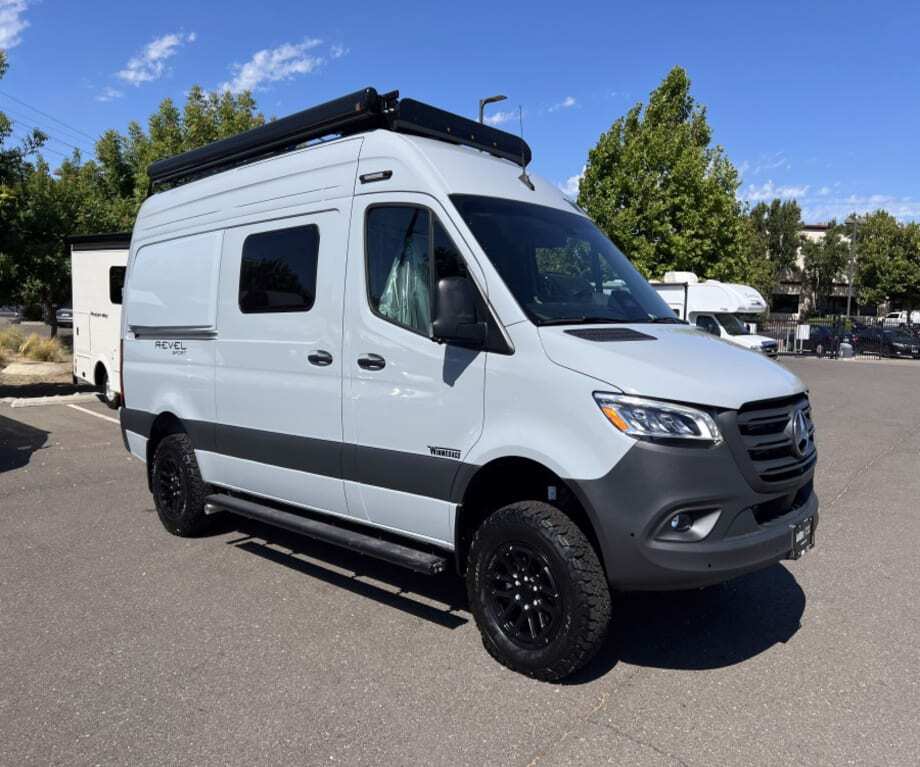 2027 Winnebago REVEL SPORT BMB44C in west sacramento CA