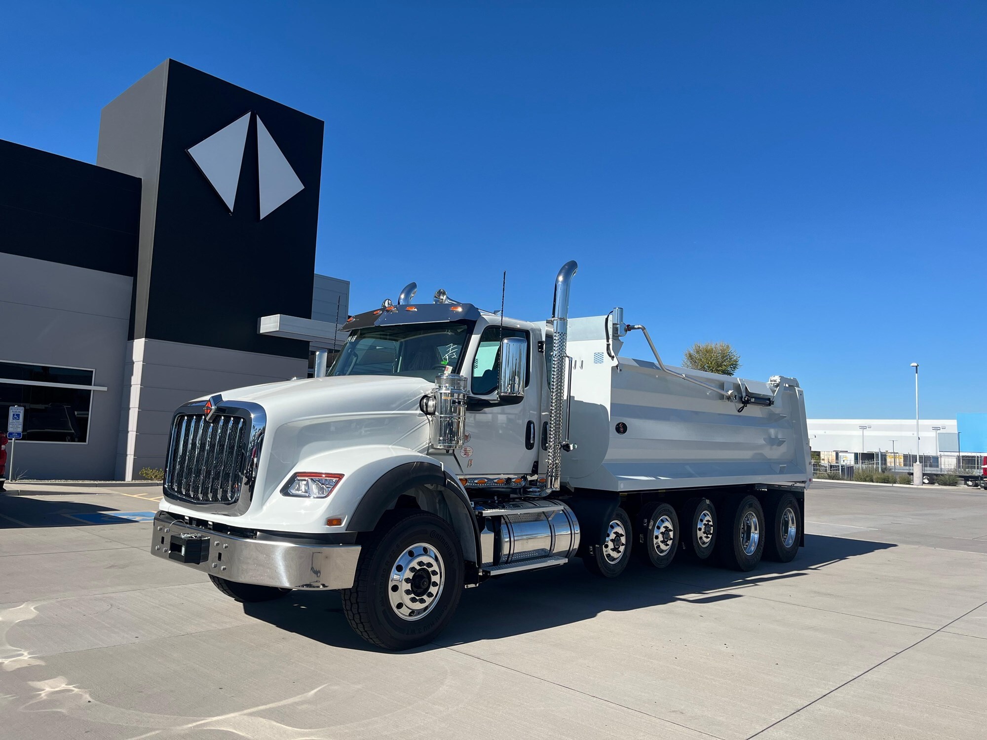 2026 INTERNATIONAL HX620 SBA in Phoenix, AZ