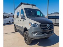 2027 Tiffin Motorhomes GH1 SE Review image