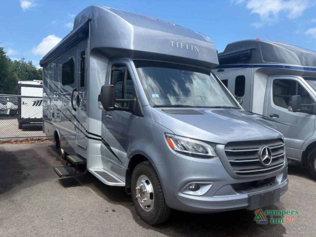 2023 Tiffin Motorhomes Wayfarer 25RW in merrimack NH